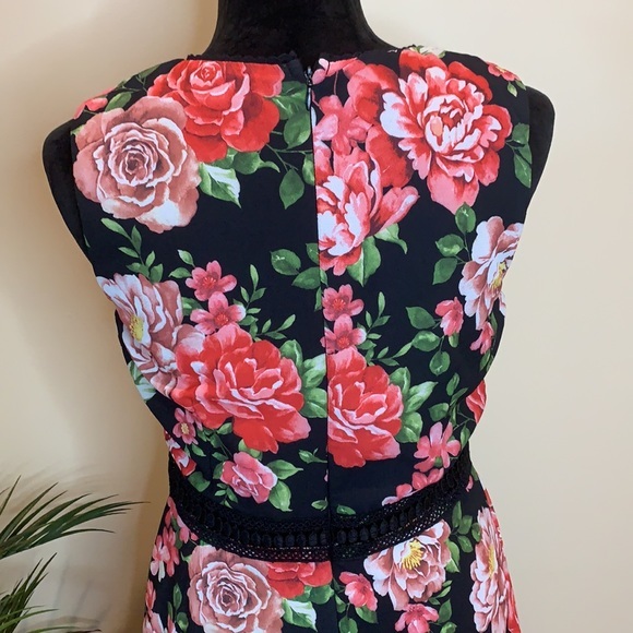 DISNEY PRINCESS junior dress - Picture 7 of 10